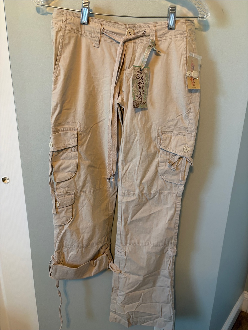 NWT American Rag Cie Light Beige Y2K Cargo Pants - 0